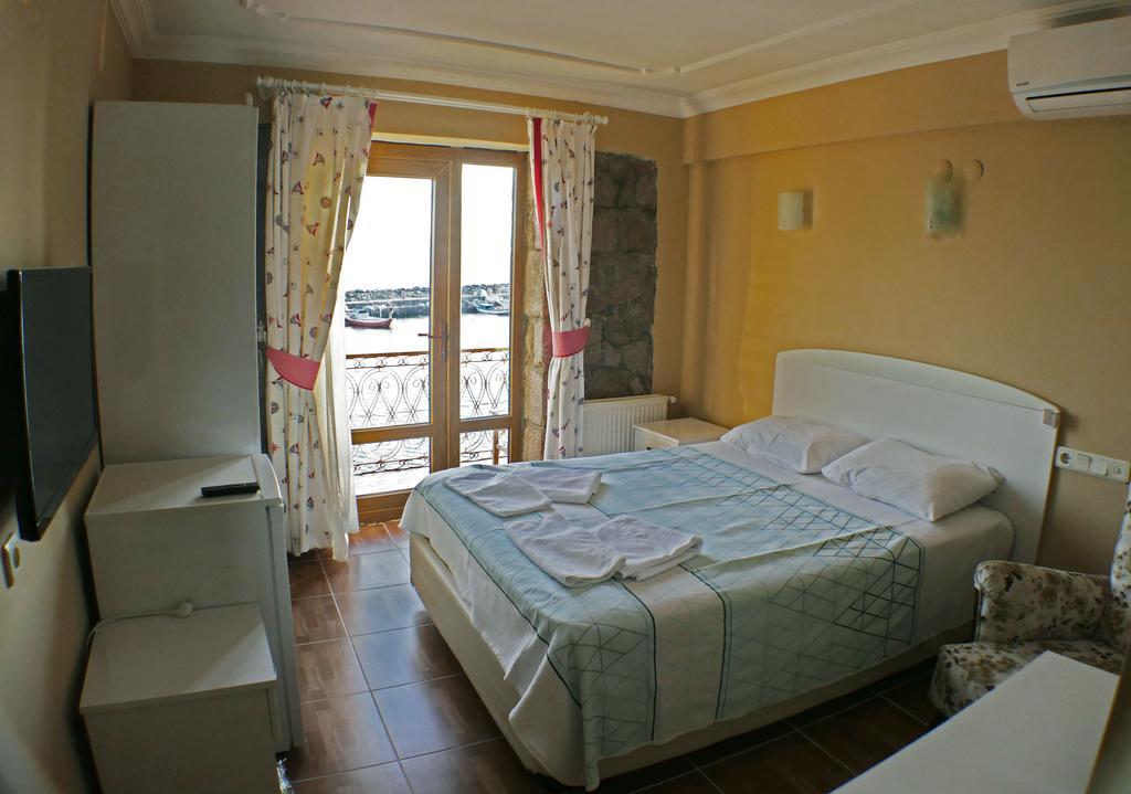 Assos Hotel Exteriér fotografie